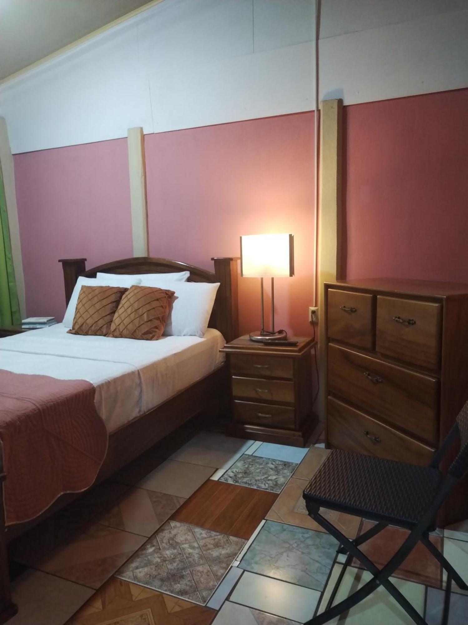 Villa Gabriela, Casa Tucan Liberia Bilik gambar